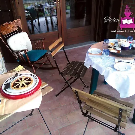 Stolen Days 300mq Bed & Breakfast *